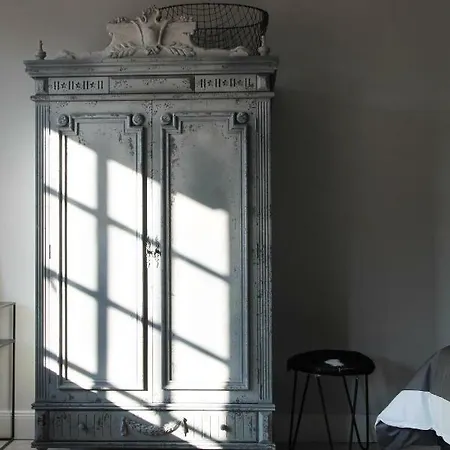 Junior The Backyard Tby 01 アパート *