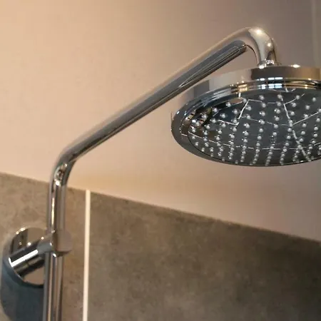 アパート Junior The Backyard Tby 01